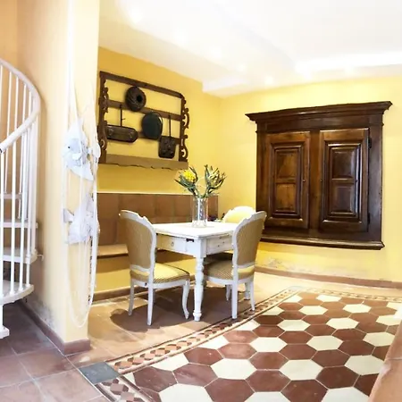 Luxury House Il Borgo Antico *